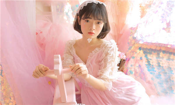 茄子河供卵试管代怀生子多少钱？这一直是很多不孕不育家庭关注的话题。在中国，不孕不育的发生率越来越高，根据《中国不孕不育现状调研报告》显示，育龄夫妇的不孕不育率从20年前的3%增长至现在的12.5%-18.2%，患者人数高达6000万以上。在这样的背景下，许多家庭通过供卵试管来实现自己的生育梦想。那么，供卵试管代怀生子的费用到底是多少呢？